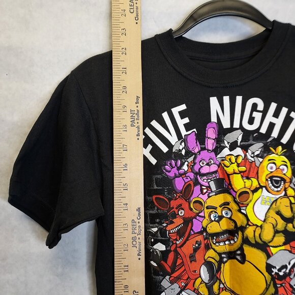 Five Nights At Freddy's Shirt Boy's 8 M Chica Foxy Bonnie Short Sleeve Tee FNAF - Picture 9 of 11